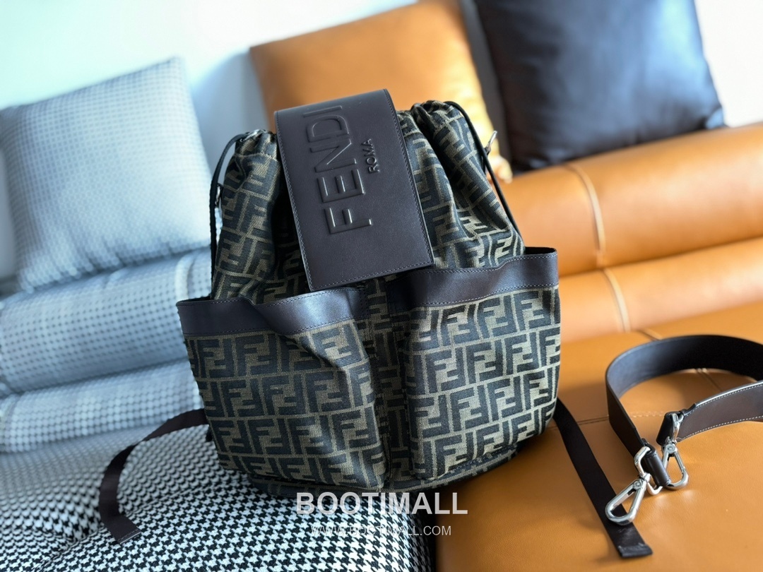 Fendi FF Jacquard Backpack 펜디 FF 자카드 백팩 7012M75 31cm 1
