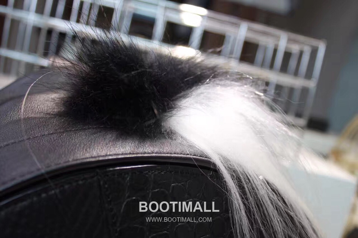 Fendi Bag Bugs Nylon Exotic Leather Backpack 펜디 백 버그스 나일론 엑조틱 레더 백팩 7012M75 34cm 5