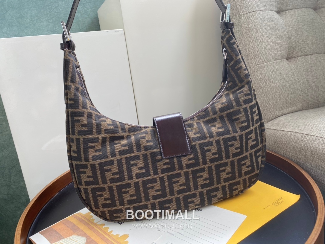 Fendi Vintage FF Canvas Shoulder Bag 펜디 빈티지 FF 캔버스 숄더백 278-2M55 33cm 4