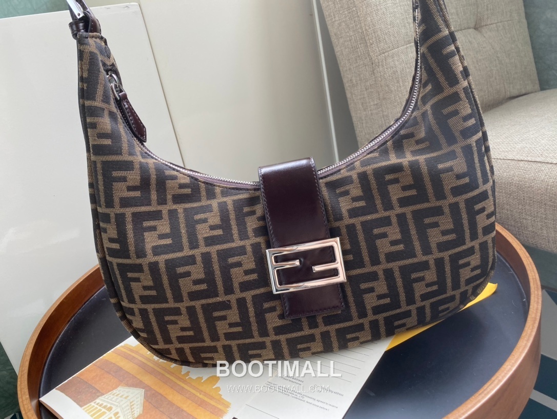 Fendi Vintage FF Canvas Shoulder Bag 펜디 빈티지 FF 캔버스 숄더백 278-2M55 33cm 5