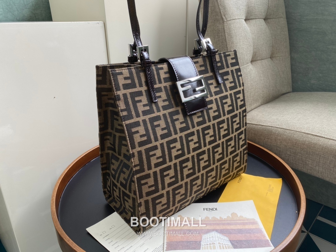 Fendi Vintage Vintage Monogram Backpack Canvas Burgundy 펜디 빈티지 모노그램 백팩 캔버스 버건디 28cm 5