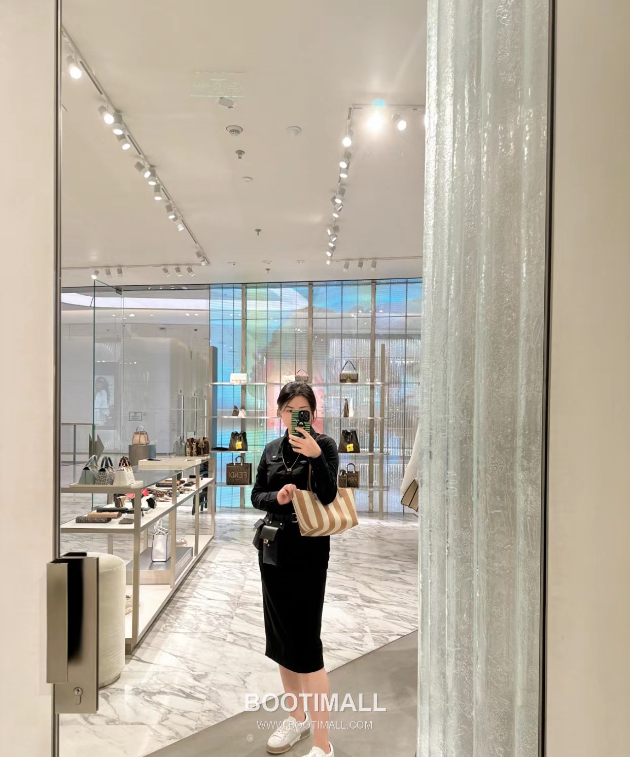 Fendi Pequin FF Jacquard Shopper Fabric Beige Tote Bag 펜디 페퀸 FF 자카드 쇼퍼 패브릭 베이지 토트백 23cm 1