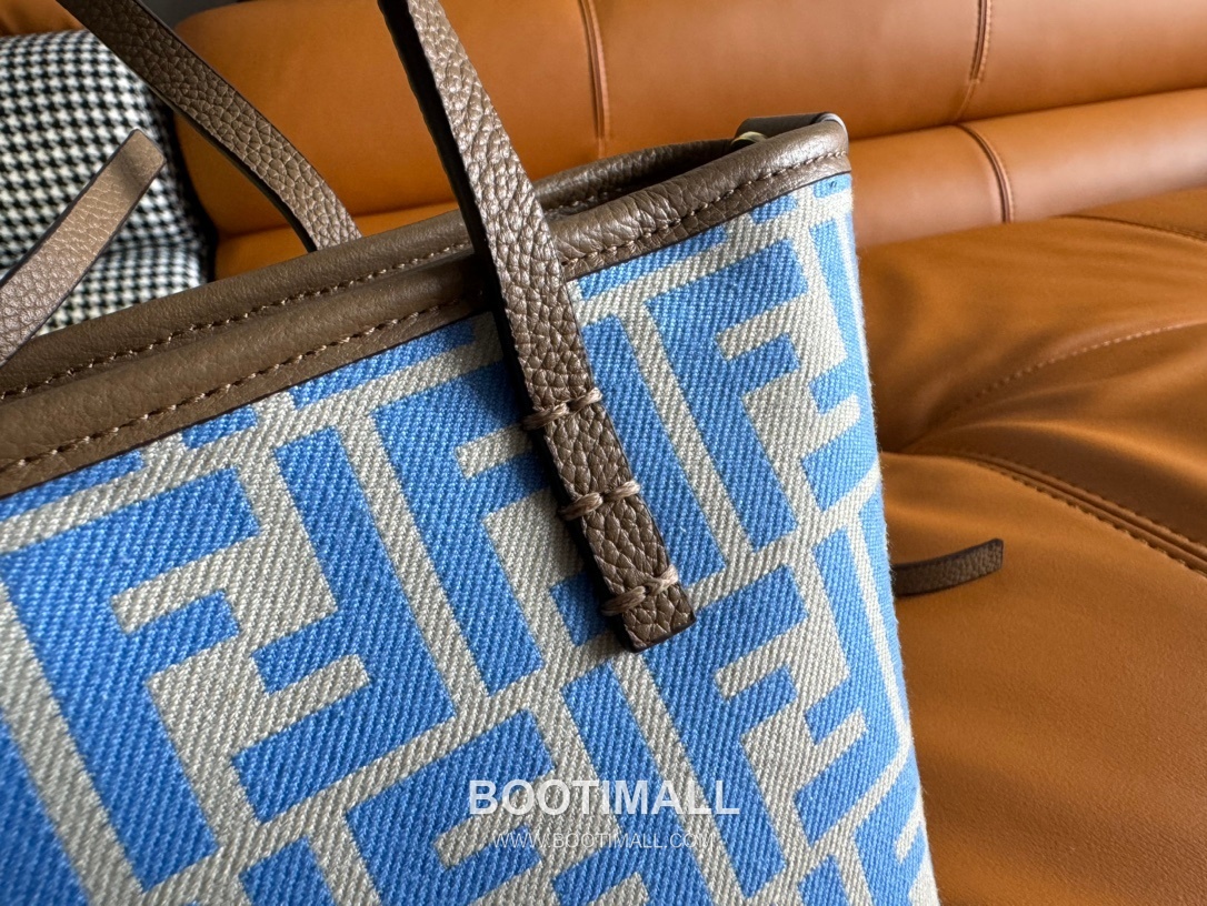 Fendi FF Jacquard Mini Shopper Tote Bag 펜디 FF 자카드 미니 쇼퍼 토트백 83278M55 23cm 5