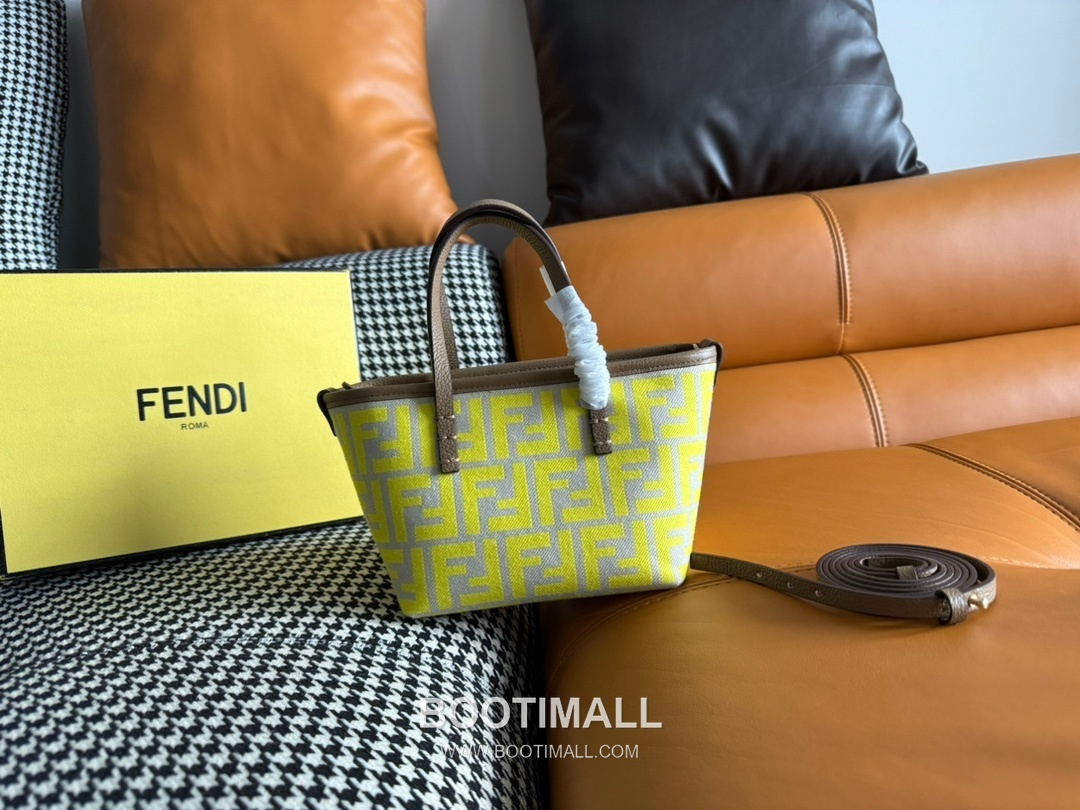 Fendi FF Jacquard Mini Shopper Tote Bag 펜디 FF 자카드 미니 쇼퍼 토트백 83278M55 23cm 1