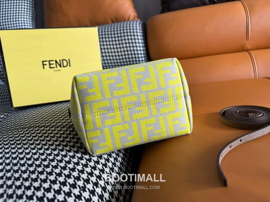 Fendi FF Jacquard Mini Shopper Tote Bag 펜디 FF 자카드 미니 쇼퍼 토트백 83278M55 23cm 4