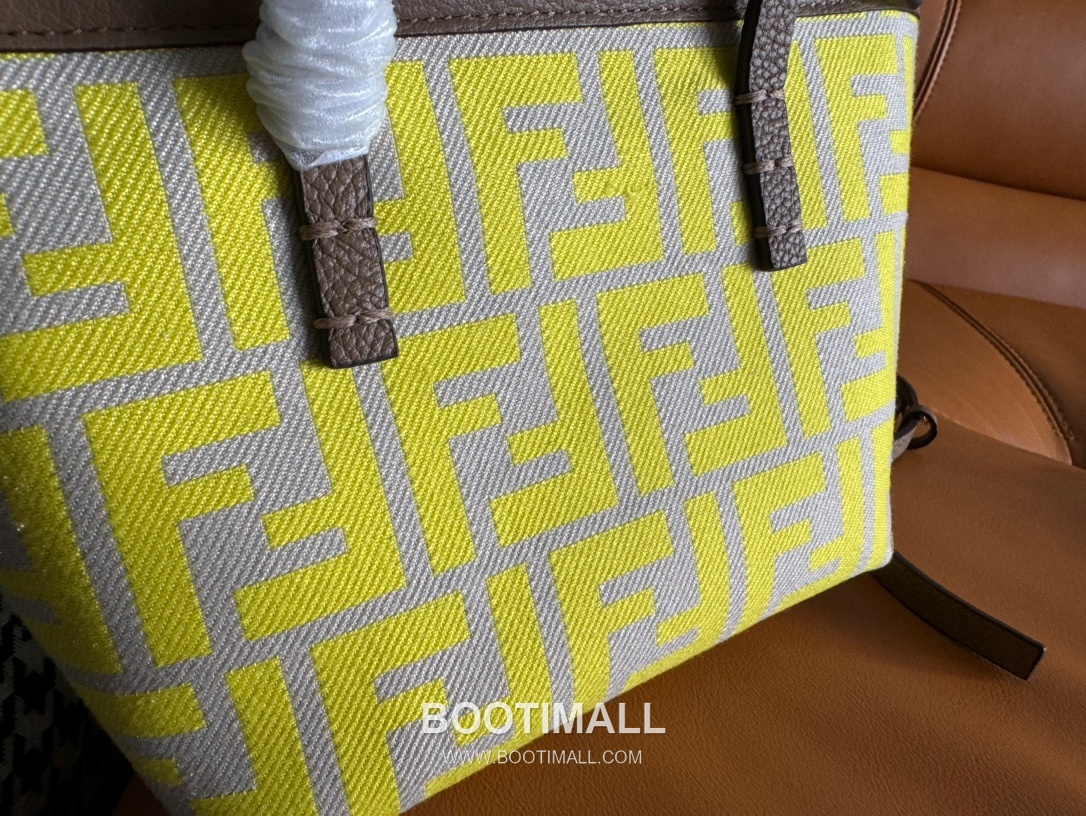 Fendi FF Jacquard Mini Shopper Tote Bag 펜디 FF 자카드 미니 쇼퍼 토트백 83278M55 23cm 7