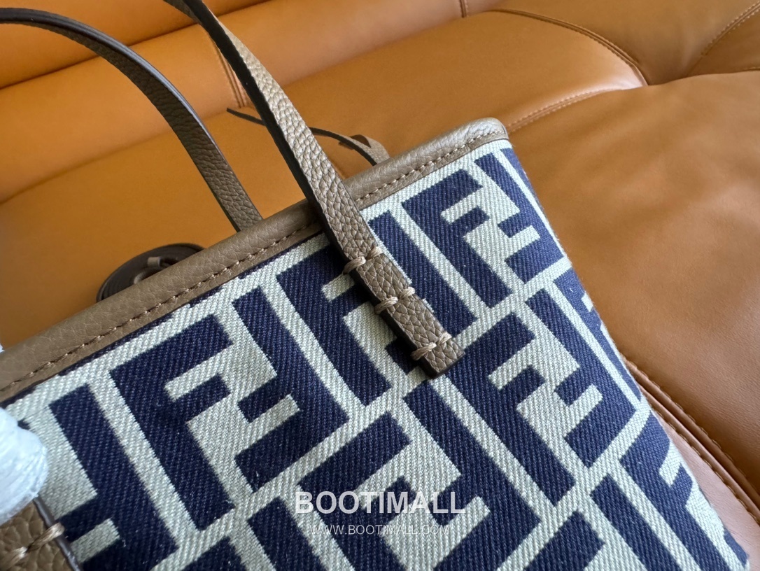 Fendi FF Jacquard Mini Shopper Tote Bag 펜디 FF 자카드 미니 쇼퍼 토트백 83278M55 23cm 4