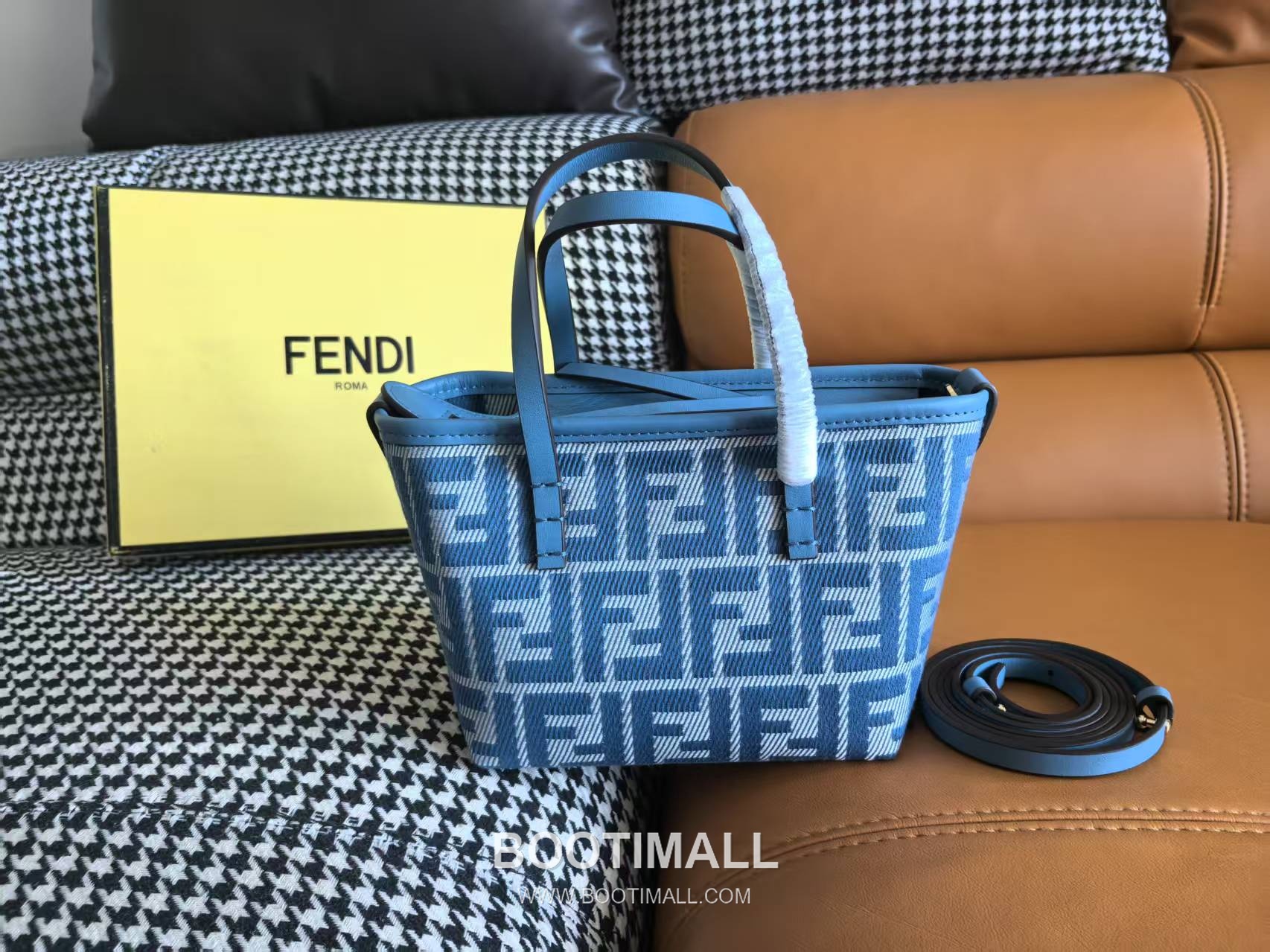 Fendi FF Denim Effect Jacquard Mini Tote Bag 펜디 FF 데님 이펙트 자카드 미니 토트백 83278M55 15.5cm 2