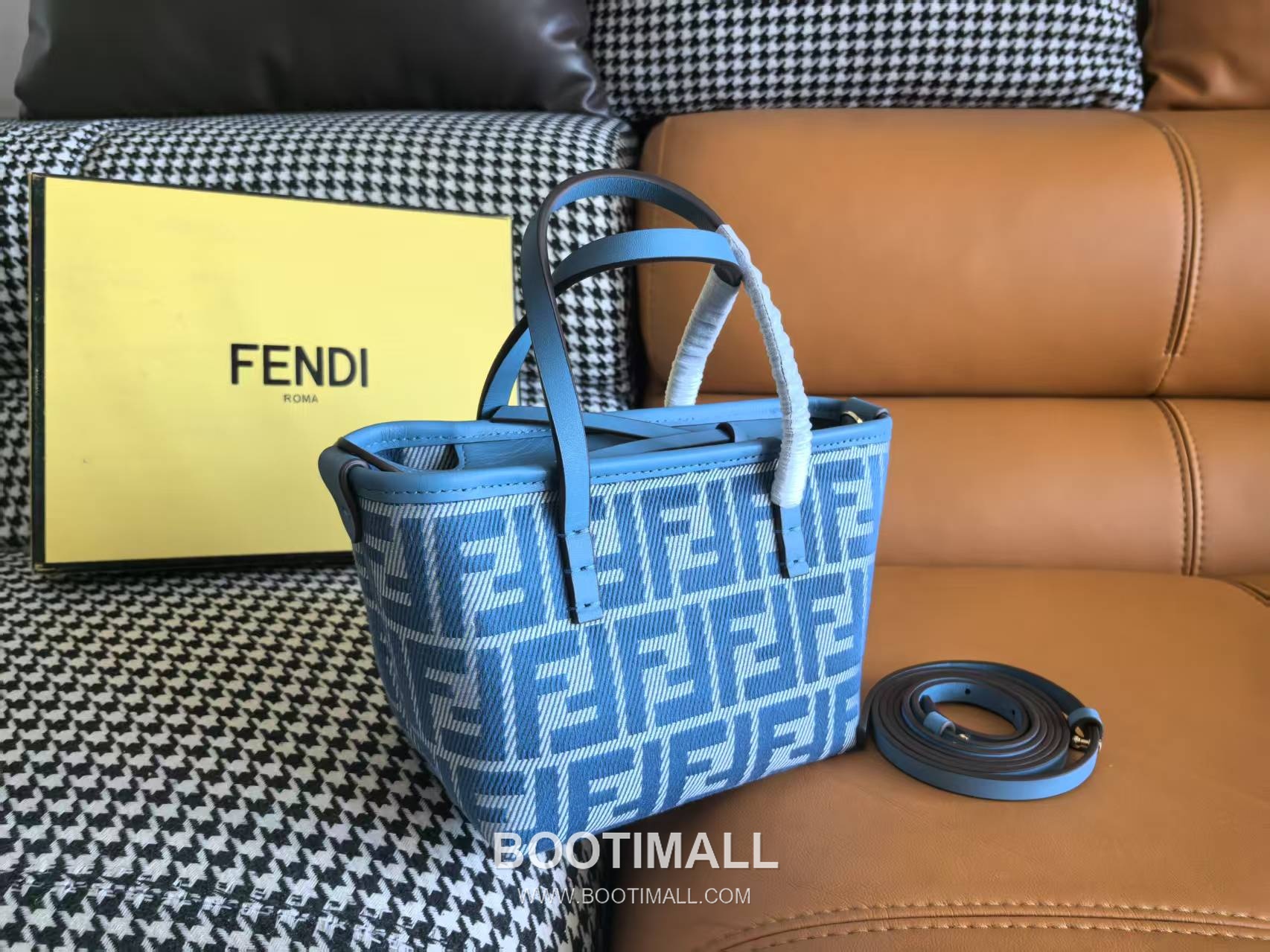 Fendi FF Denim Effect Jacquard Mini Tote Bag 펜디 FF 데님 이펙트 자카드 미니 토트백 83278M55 15.5cm 3