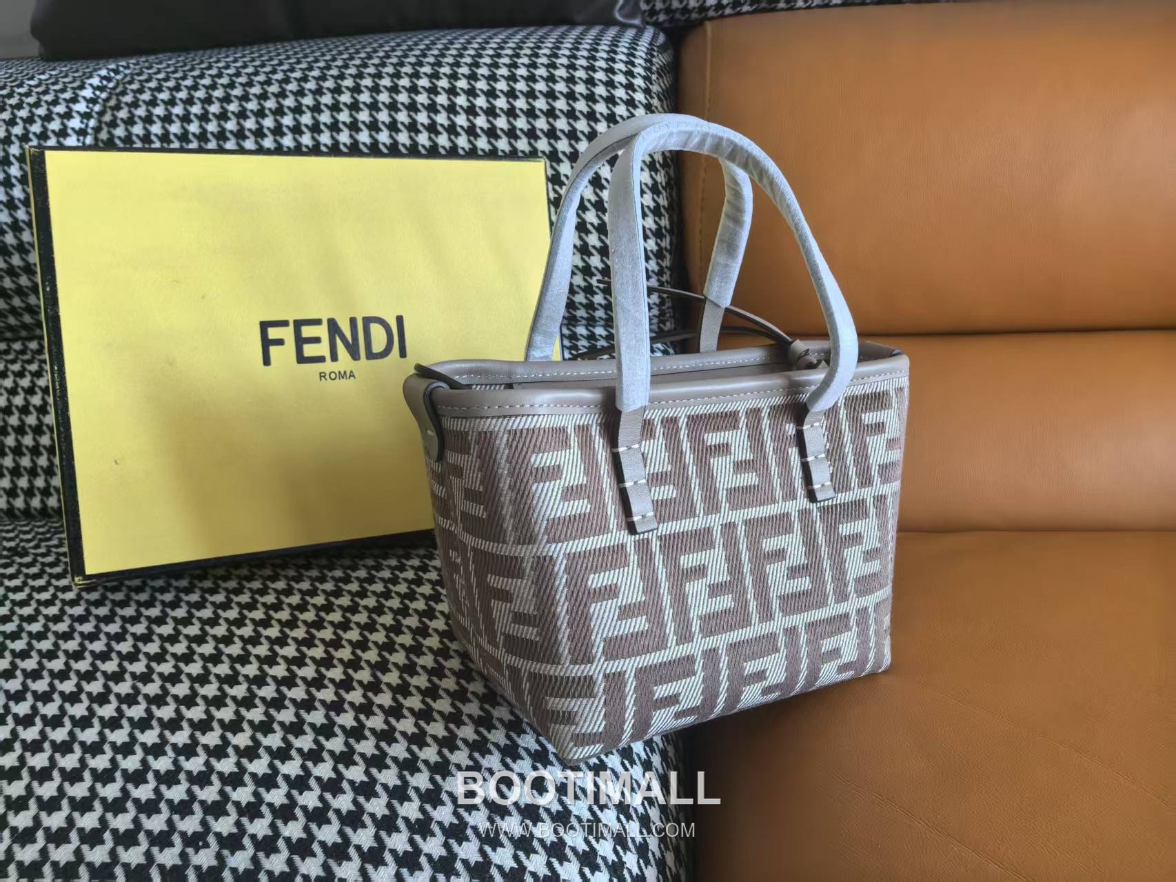 Fendi FF Denim Effect Jacquard Mini Tote Bag 펜디 FF 데님 이펙트 자카드 미니 토트백 83278M55 15.5cm 4