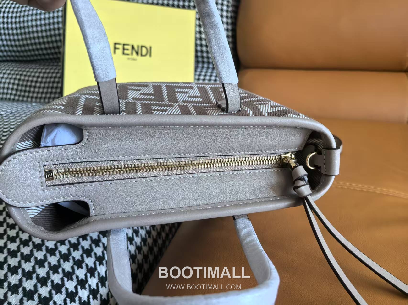 Fendi FF Denim Effect Jacquard Mini Tote Bag 펜디 FF 데님 이펙트 자카드 미니 토트백 83278M55 15.5cm 8