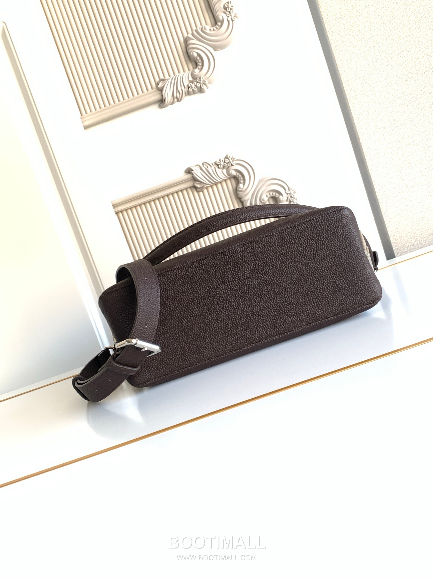 Fendi Lui Full Grain Calfskin Medium Bag 펜디 루이 풀그레인 카프스킨 미디엄 토트백 672M90 28cm 4