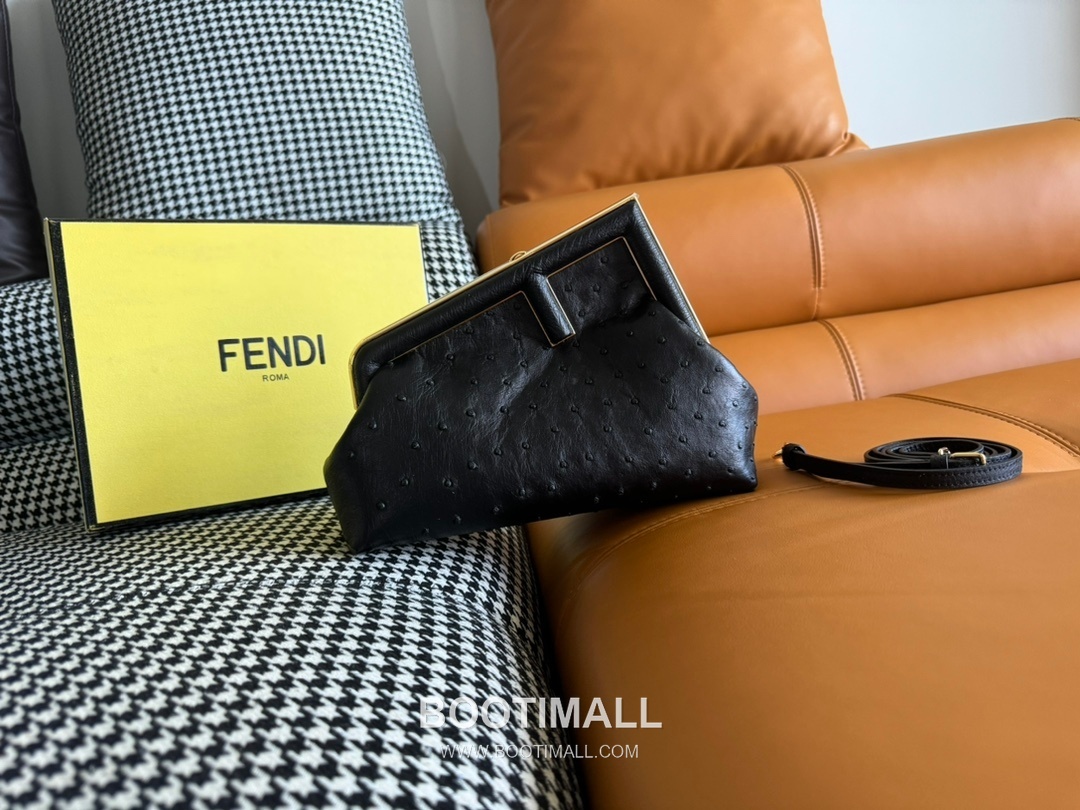Fendi First Ostrich Leather Small Bag 펜디 퍼스트 오스트리치 가죽 스몰 토트 클러치백 129M200 26cm 1