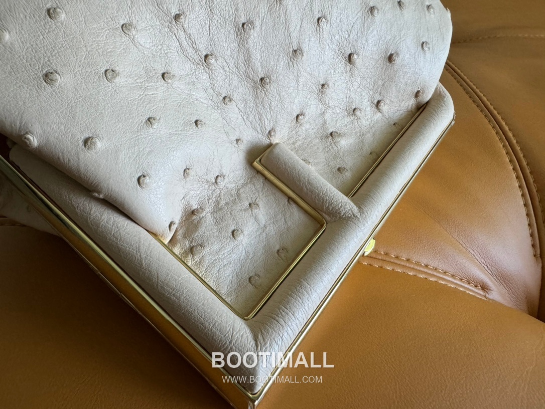 Fendi First Ostrich Leather Small Bag 펜디 퍼스트 오스트리치 가죽 스몰 토트 클러치백 129M200 26cm 7