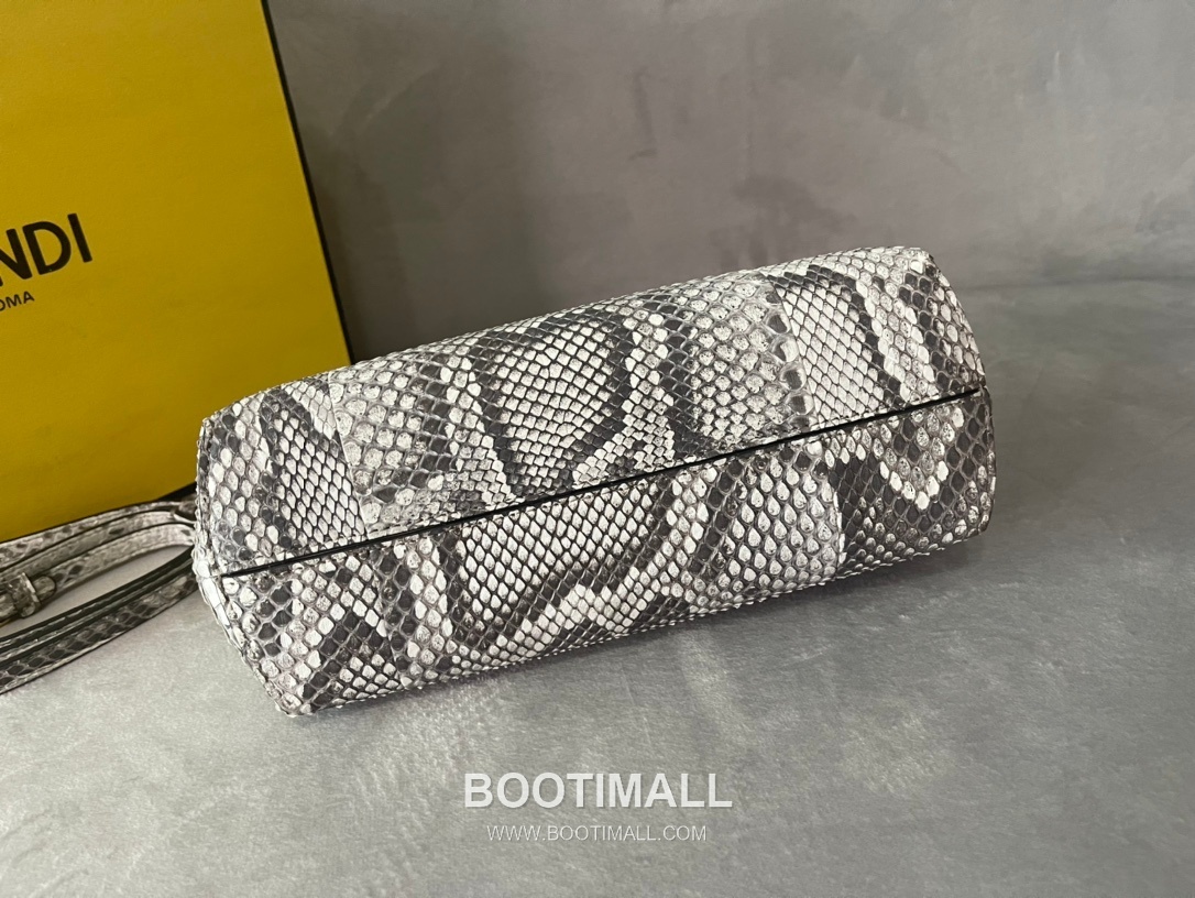 Fendi First Python Leather Small Bag 펜디 퍼스트 파이톤 가죽 스몰 토트 클러치백 129M190 26cm 6