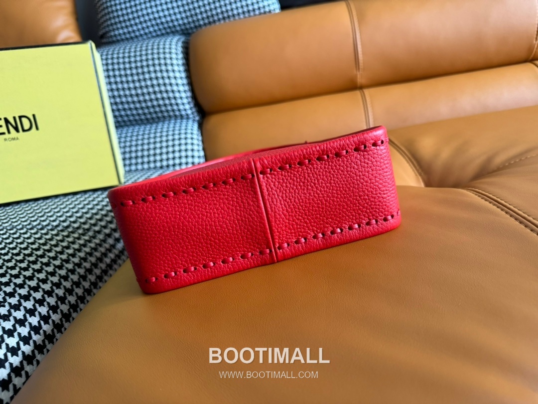 Fendi Fendessence Cuoio Romano Leather Crescent Bag 펜디 펜데센스 쿠오이오 로마노 가죽 크레센트 숄더백 094M68 28cm 5