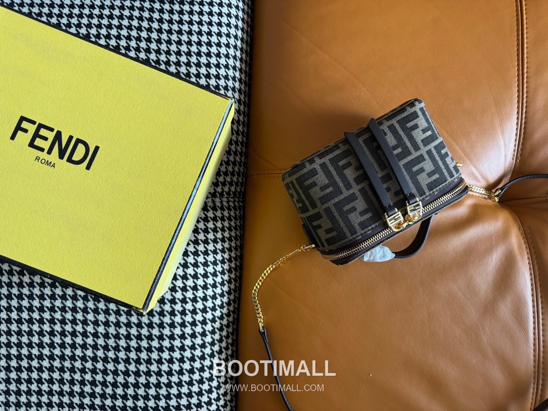 Fendi FF Jacquard Vanity Fabric Tobacco Brown Zip Wallet 펜디 FF 자카드 베니티 패브릭 토바코 브라운 지퍼지갑 16cm 12