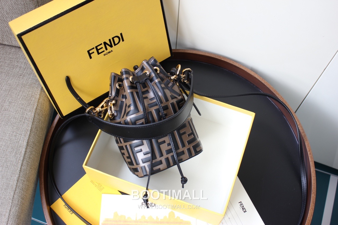 Fendi Mon Trésor FF Embossed Calfskin Bucket Bag 펜디 몽 트레조르 FF 엠보스 카프스킨 버킷백 183M65 18cm 1