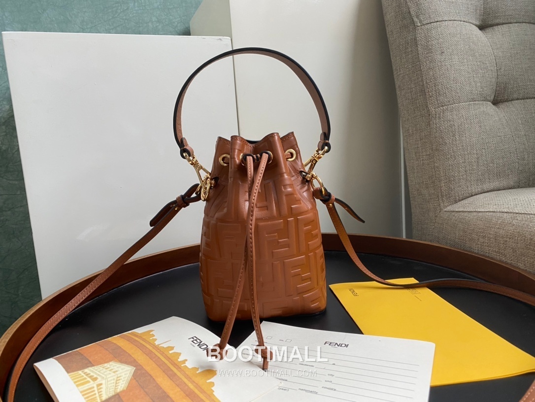 Fendi Mon Trésor FF Embossed Calfskin Bucket Bag 펜디 몽 트레조르 FF 엠보스 카프스킨 버킷백 183M65 18cm 1