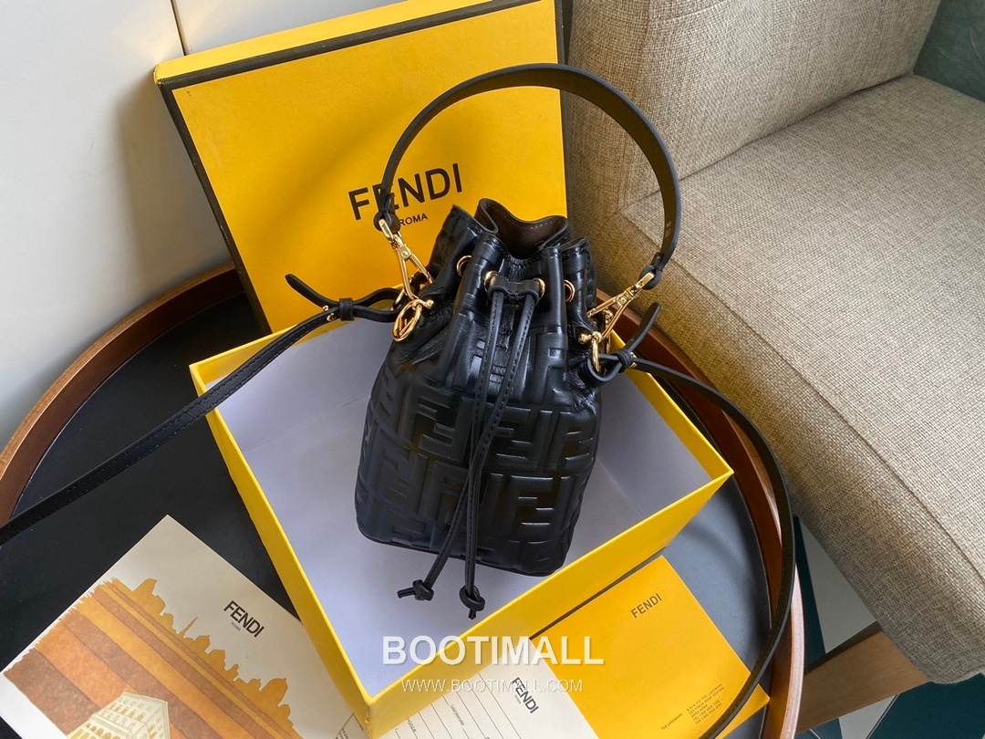 Fendi Mon Trésor FF Embossed Calfskin Bucket Bag 펜디 몽 트레조르 FF 엠보스 카프스킨 버킷백 183M65 18cm 1
