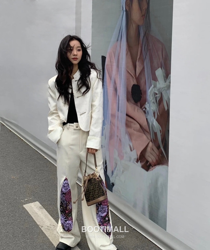 Fendi Mon Tresor Jacquard FF Fabric Brown Bucket Bag 펜디 몬 트레조 자카드 FF 패브릭 브라운 버킷백 18cm 4