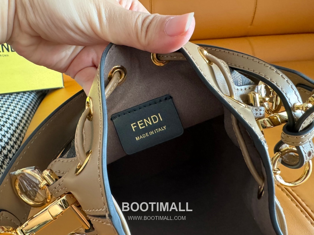 Fendi Mon Tresor Jacquard FF Fabric Brown Bucket Bag 펜디 몬 트레조 자카드 FF 패브릭 브라운 버킷백 18cm 17
