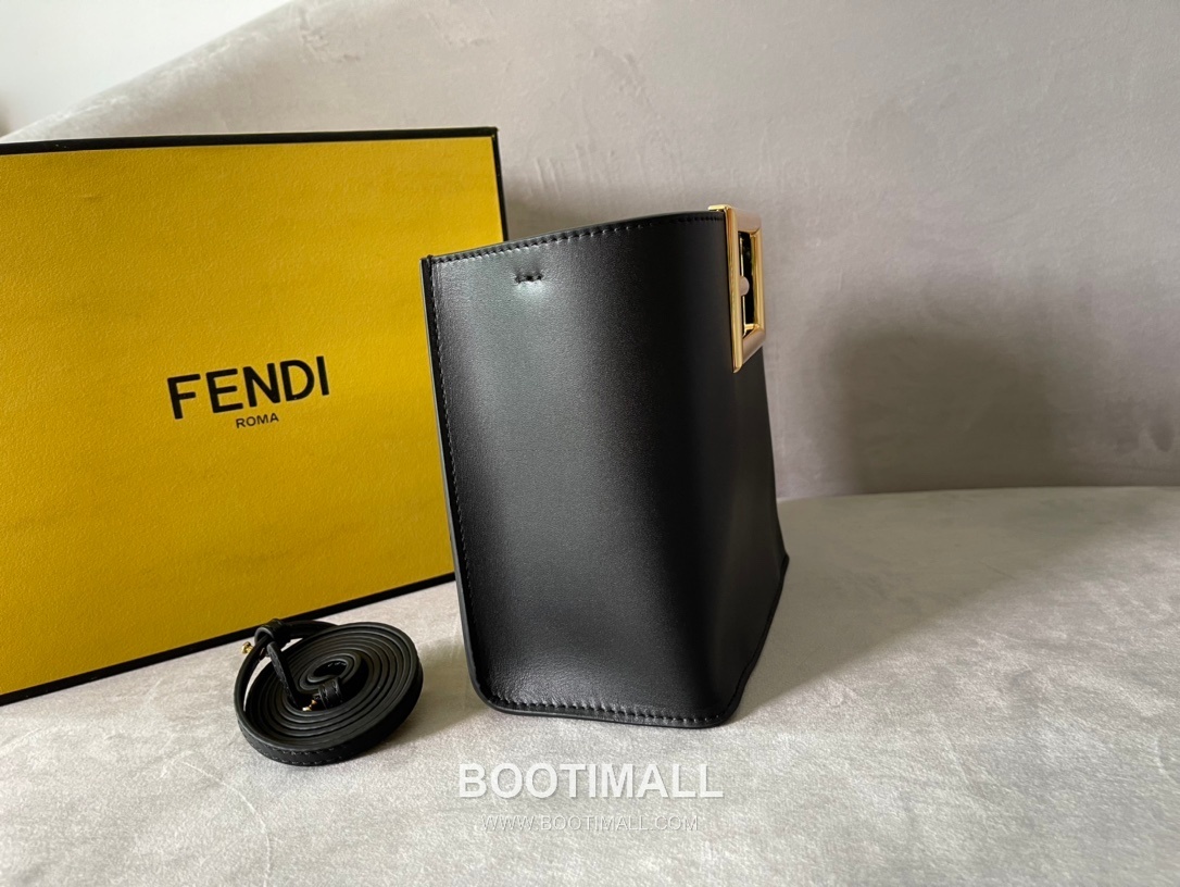 Fendi Way Leather Small Bag 펜디 웨이 가죽 스몰 토트 숄더백 054M80 20cm 4
