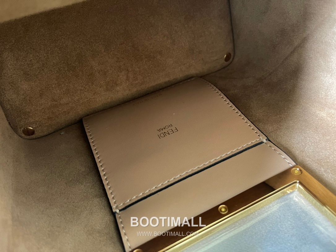 Fendi Way Leather Small Bag 펜디 웨이 가죽 스몰 토트 숄더백 054M80 20cm 9