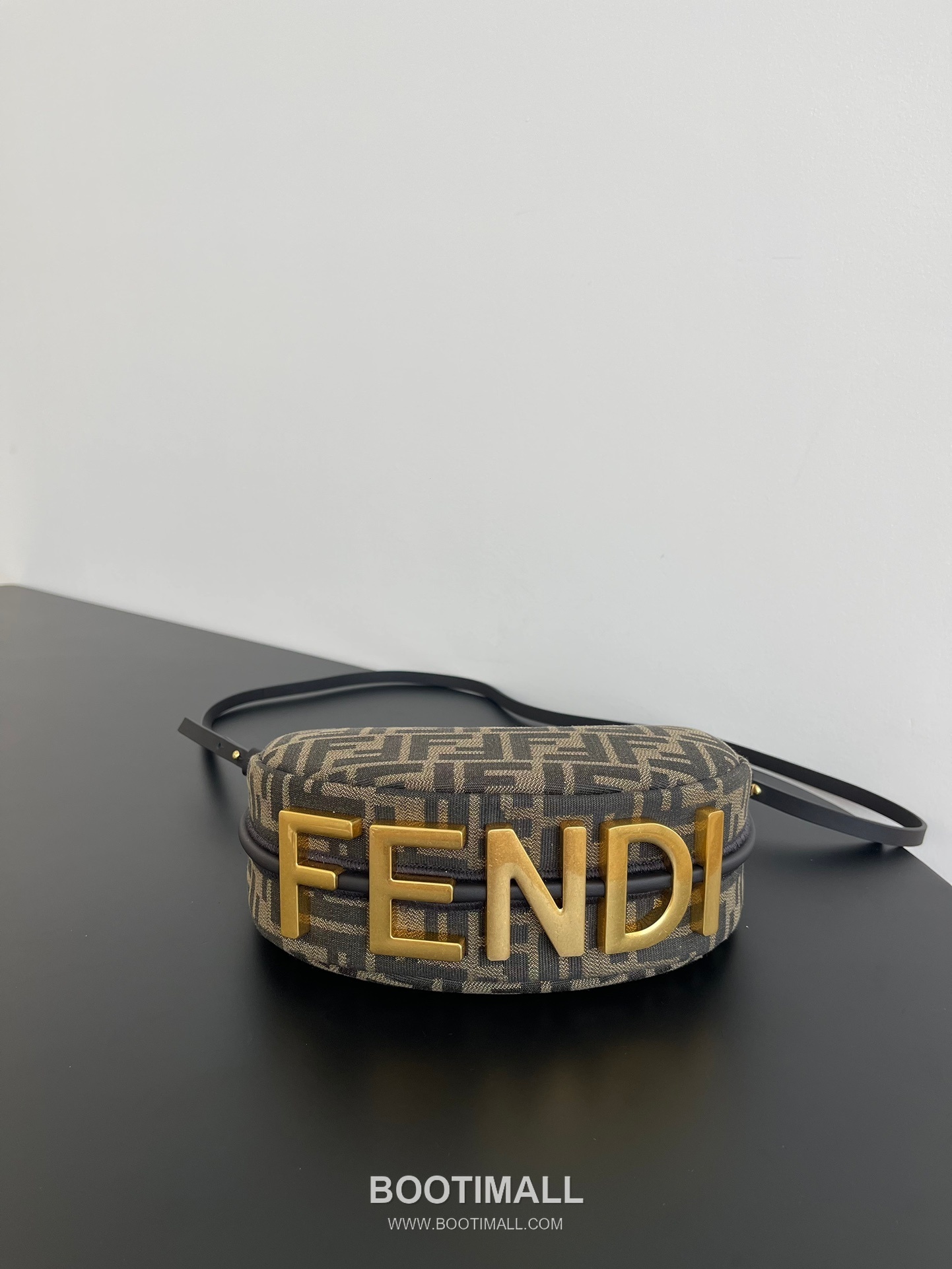 Fendi FF Jacquard Mini Crescent Bag 펜디 FF 자카드 미니 크레센트 숄더 크로스백 089M75 20cm 4