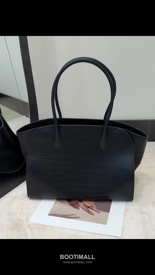 The Row Marlo 14 Crocodile Embossed Leather Tote Bag 더로우 마를로 14 크로커다일 엠보스 가죽 토트백 8823 36cm 13