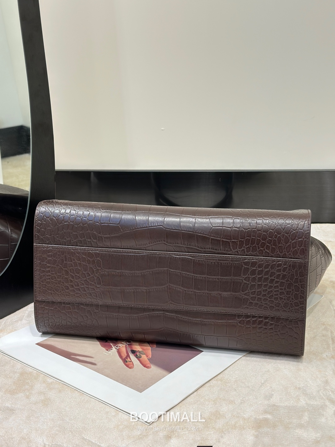 The Row Marlo 14 Crocodile Embossed Leather Tote Bag 더로우 마를로 14 크로커다일 엠보스 가죽 토트백 8823 36cm 4