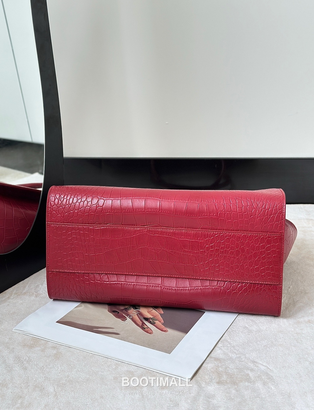 The Row Marlo 14 Crocodile Embossed Leather Tote Bag 더로우 마를로 14 크로커다일 엠보스 가죽 토트백 8823 36cm 4