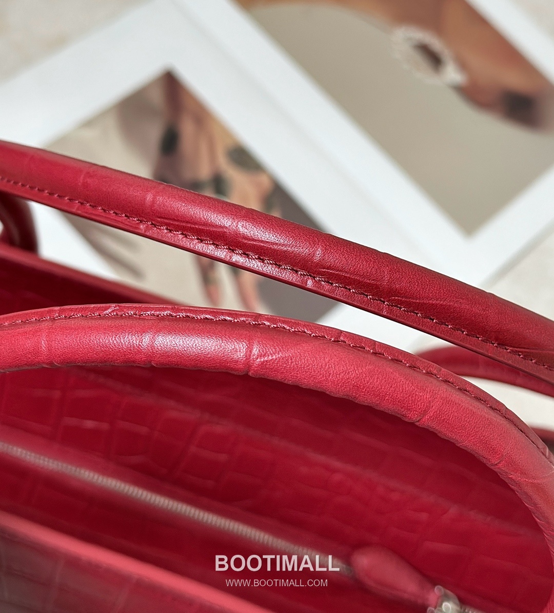 The Row Marlo 14 Crocodile Embossed Leather Tote Bag 더로우 마를로 14 크로커다일 엠보스 가죽 토트백 8823 36cm 5