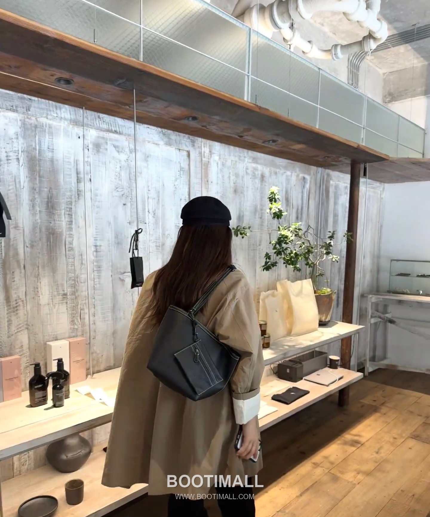 The Row Stitch Grained TC Cowhide Dark Tote Bag 마고 스티치 그레인드 TC 소가죽 다크 토트백 22cm 6