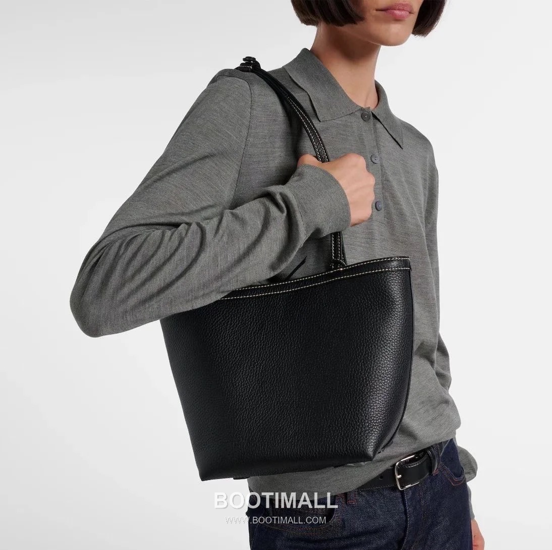 The Row Stitch Grained TC Cowhide Dark Tote Bag 마고 스티치 그레인드 TC 소가죽 다크 토트백 22cm 8