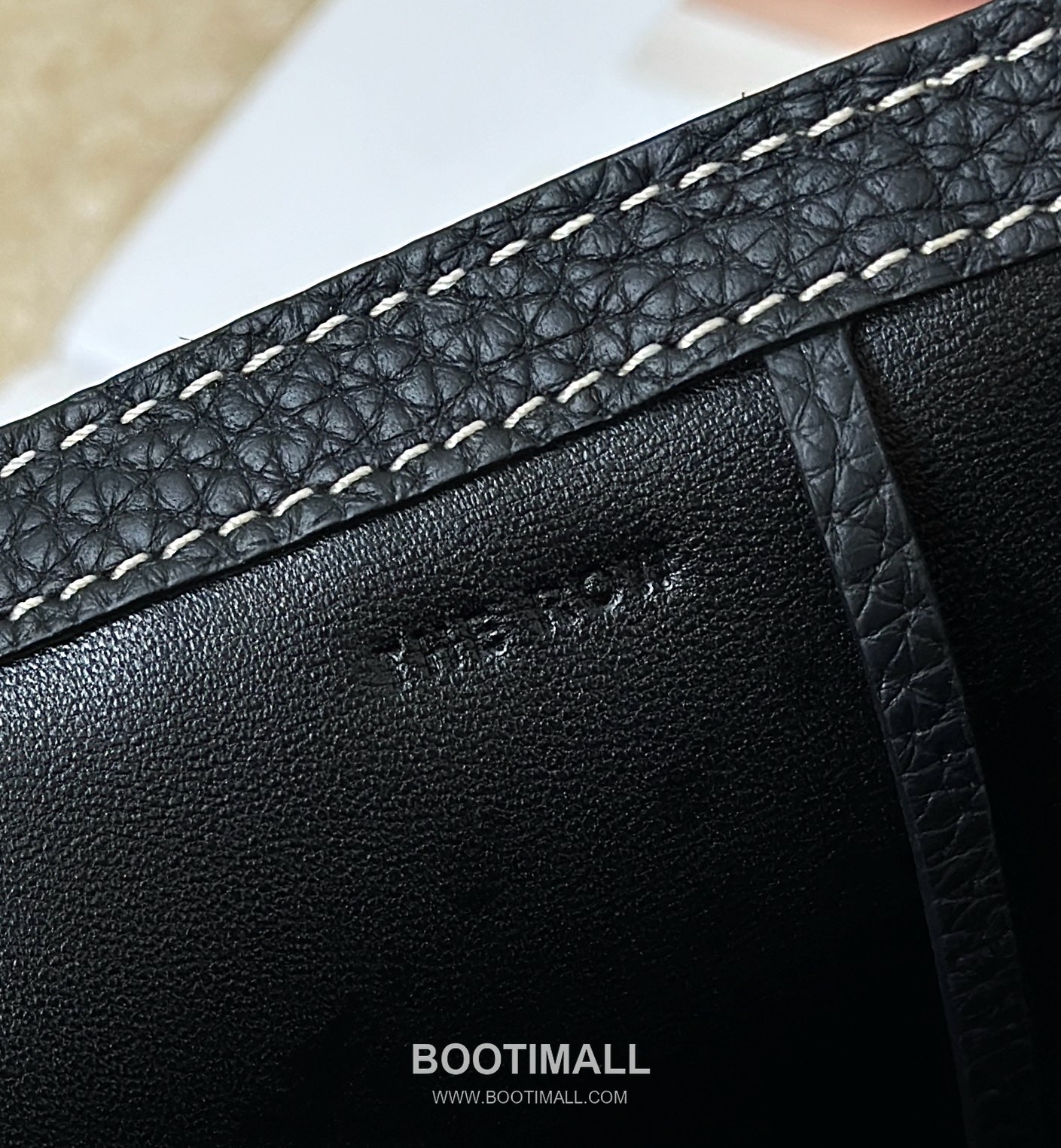 The Row Stitch Grained TC Cowhide Dark Tote Bag 마고 스티치 그레인드 TC 소가죽 다크 토트백 22cm 14