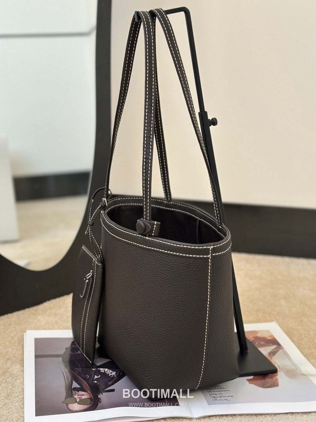 The Row Stitch TC Grained Cowhide Dark Tote Bag 마고 스티치 TC 리치패턴 소가죽 다크 토트백 30cm 16