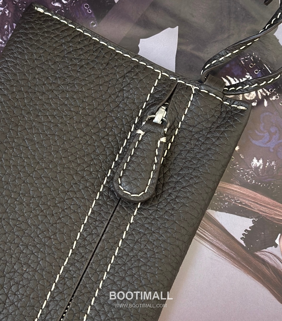 The Row Stitch TC Grained Cowhide Dark Tote Bag 마고 스티치 TC 리치패턴 소가죽 다크 토트백 30cm 20