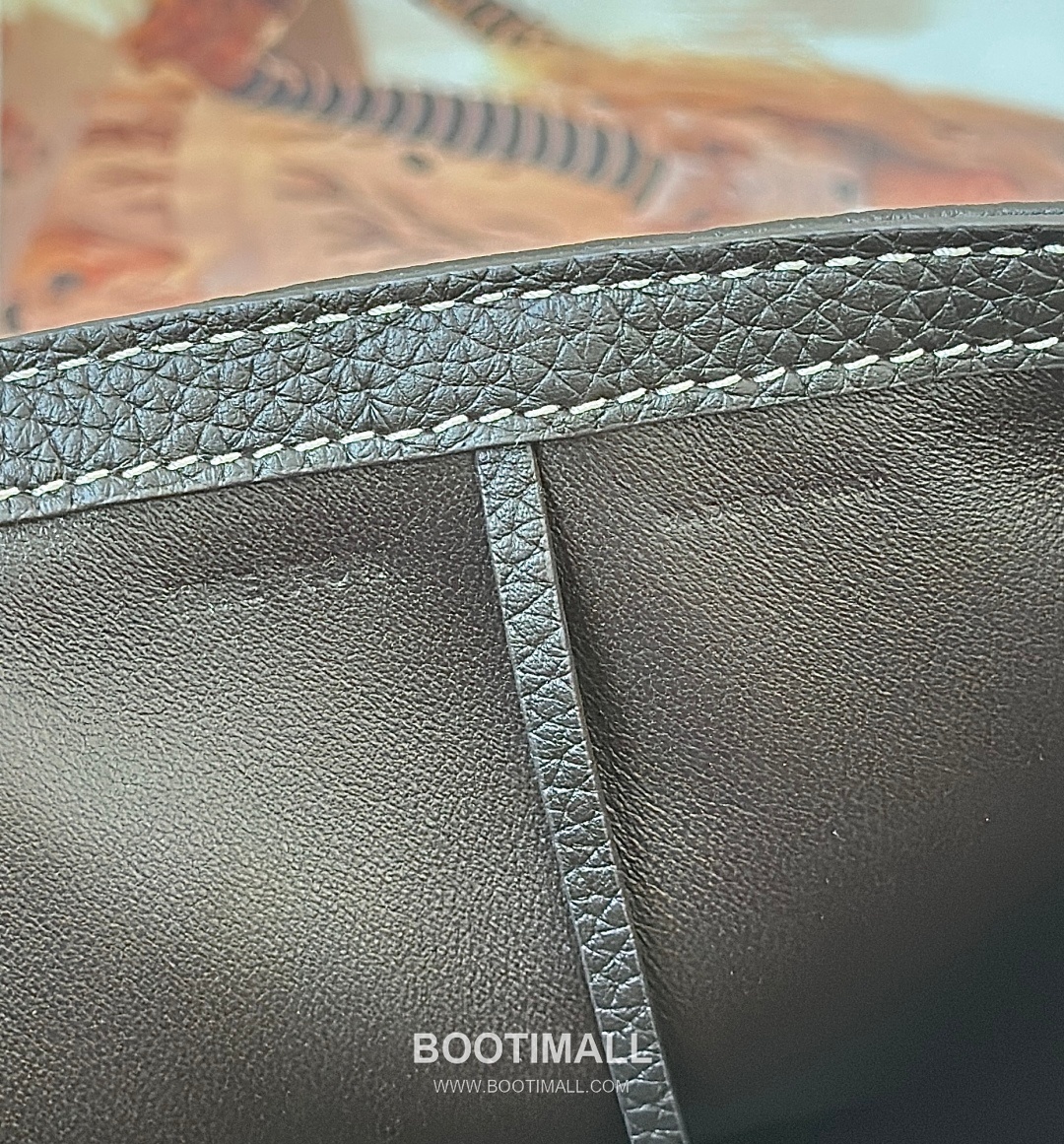 The Row Stitch TC Grained Cowhide Dark Tote Bag 마고 스티치 TC 리치패턴 소가죽 다크 토트백 30cm 22