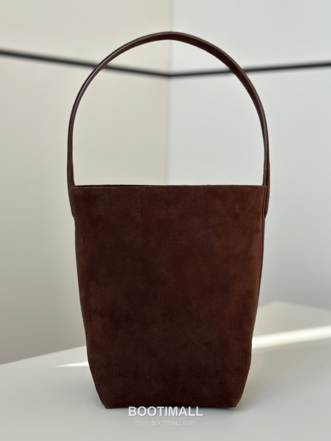 The Row Park Suede Bucket Bag 마고 파크 8827S 스웨이드 버킷백 22cm 3