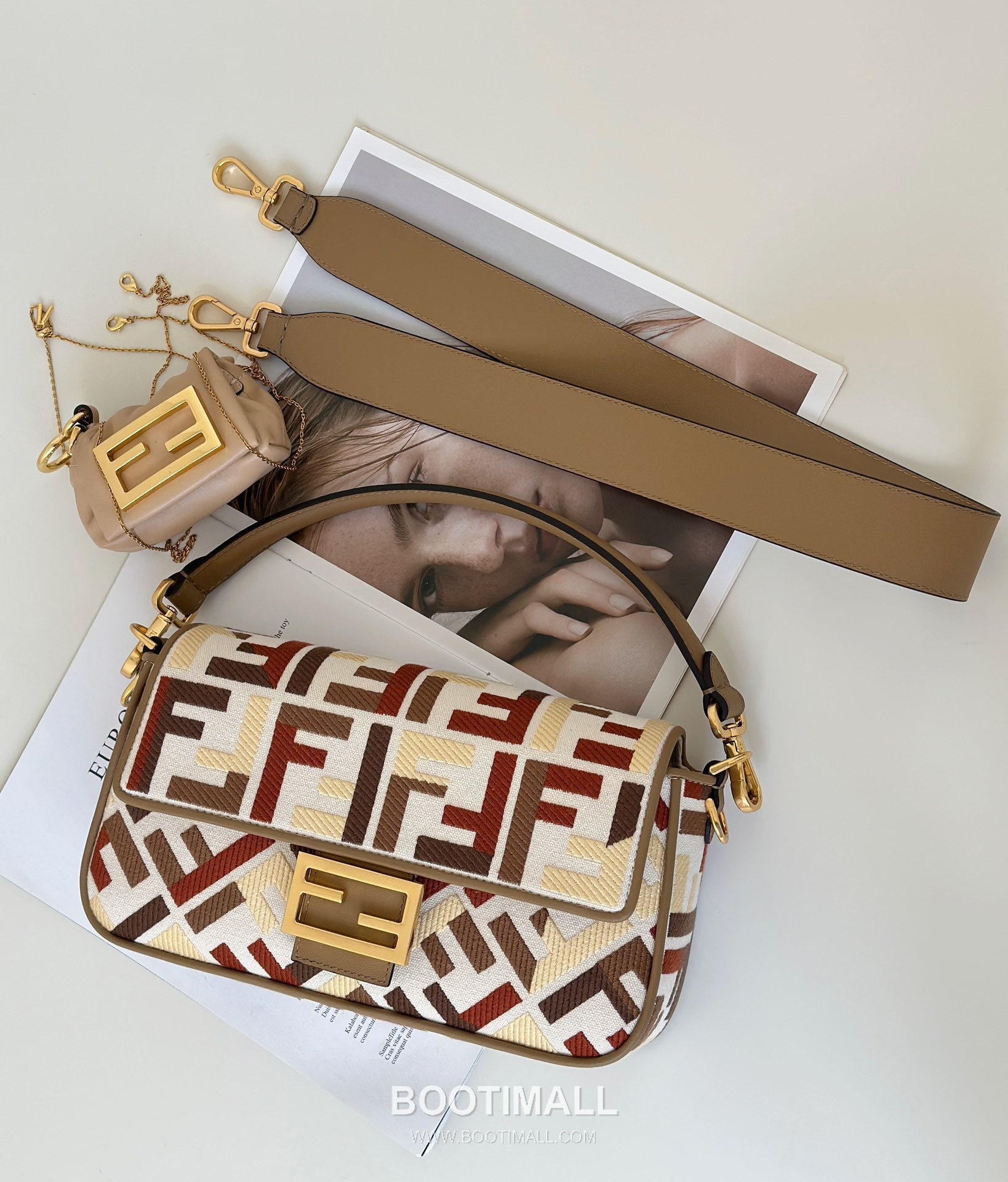 Fendi Baguette FF Embroidered Canvas Beige Shoulder Bag 펜디 바게트 FF 자수 캔버스 베이지 숄더백 27cm 5