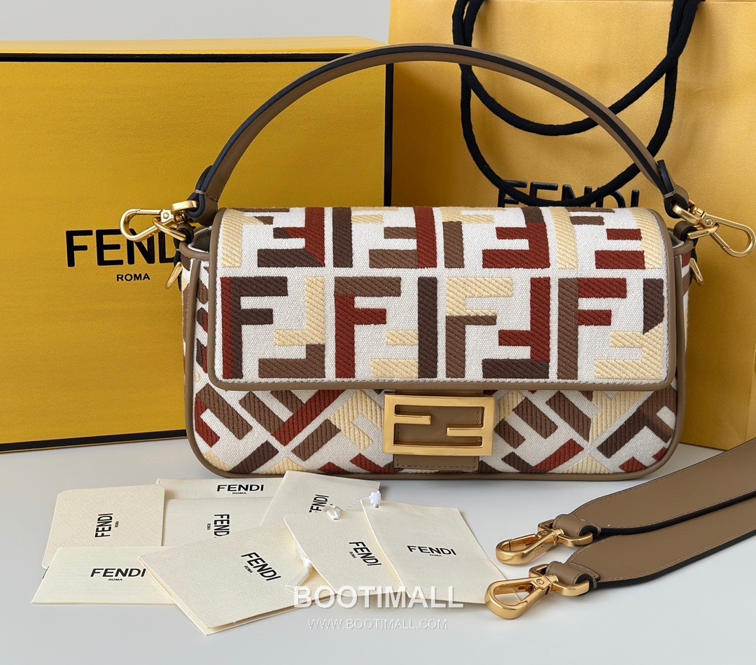 Fendi Baguette FF Embroidered Canvas Beige Shoulder Bag 펜디 바게트 FF 자수 캔버스 베이지 숄더백 27cm 7