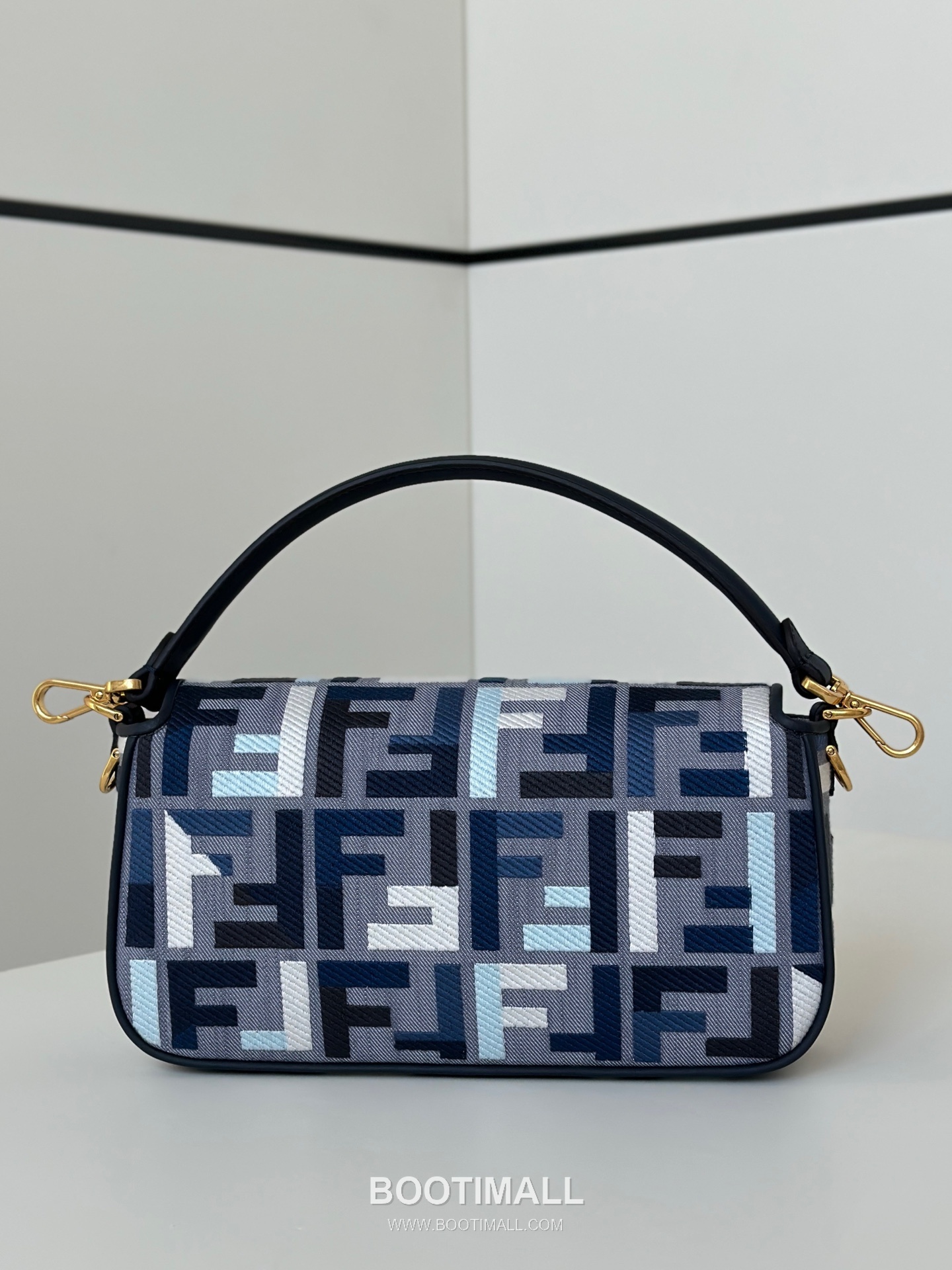 Fendi Baguette FF Embroidered Canvas Beige Shoulder Bag 펜디 바게트 FF 자수 캔버스 베이지 숄더백 27cm 6