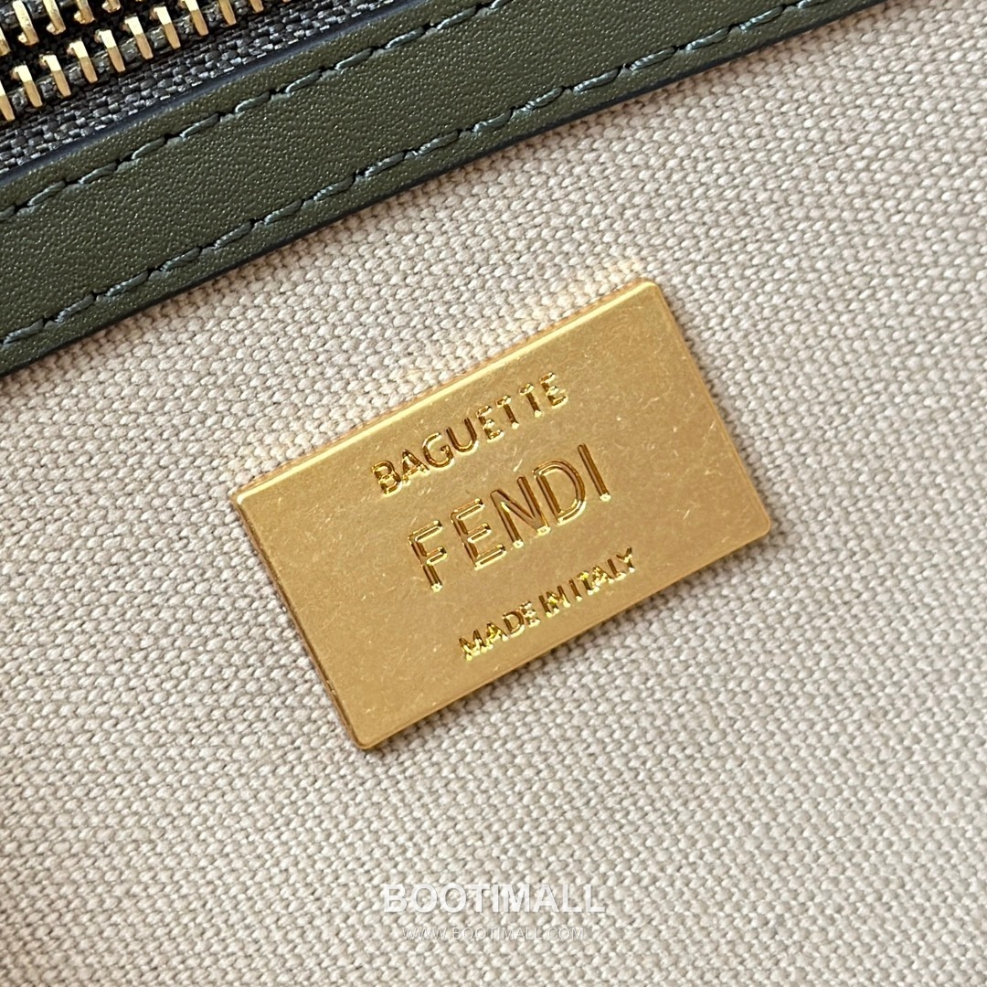Fendi Baguette FF Embroidered Canvas Shoulder Bag 펜디 바게트 FF 자수 캔버스 숄더백 0159BM 27cm 11