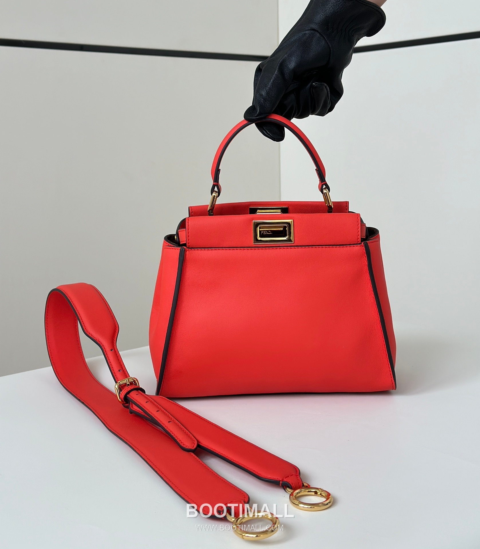 Fendi Peekaboo Classic Cowhide Orange Top Handle Bag 펜디 피카부 클래식 소가죽 오렌지 탑핸들백 23cm 5
