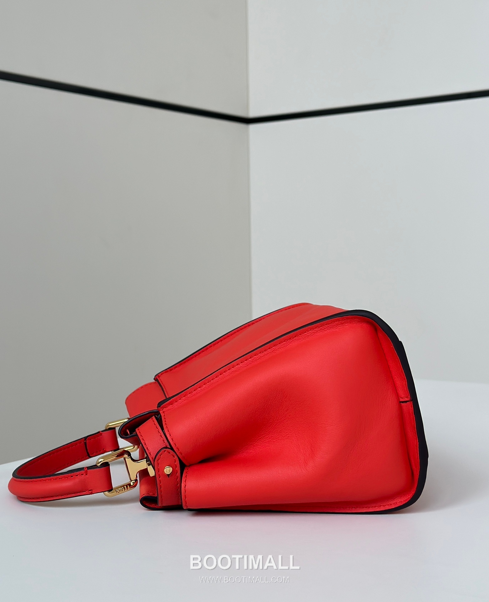 Fendi Peekaboo Classic Cowhide Orange Top Handle Bag 펜디 피카부 클래식 소가죽 오렌지 탑핸들백 23cm 6