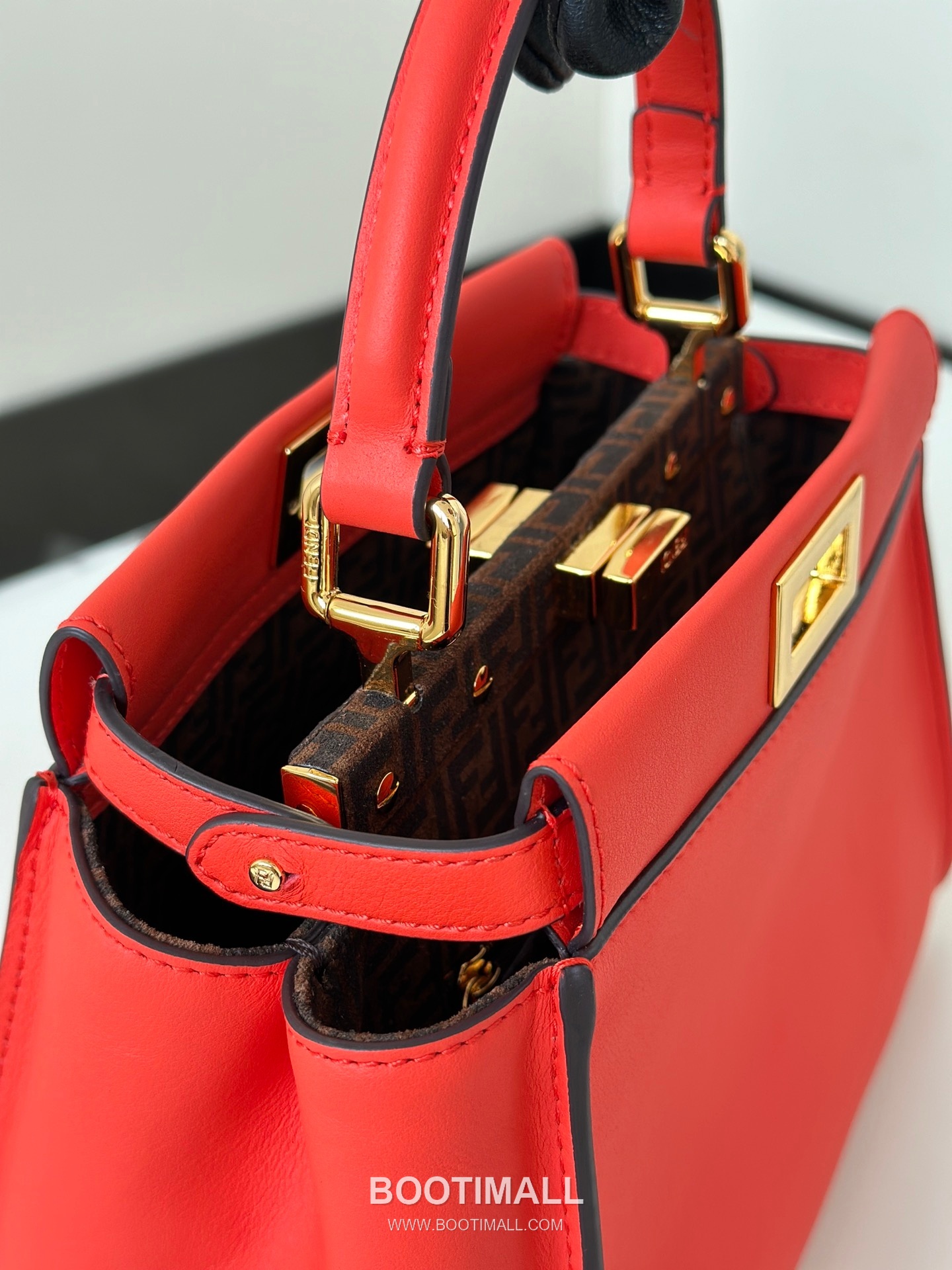 Fendi Peekaboo Classic Cowhide Orange Top Handle Bag 펜디 피카부 클래식 소가죽 오렌지 탑핸들백 23cm 13