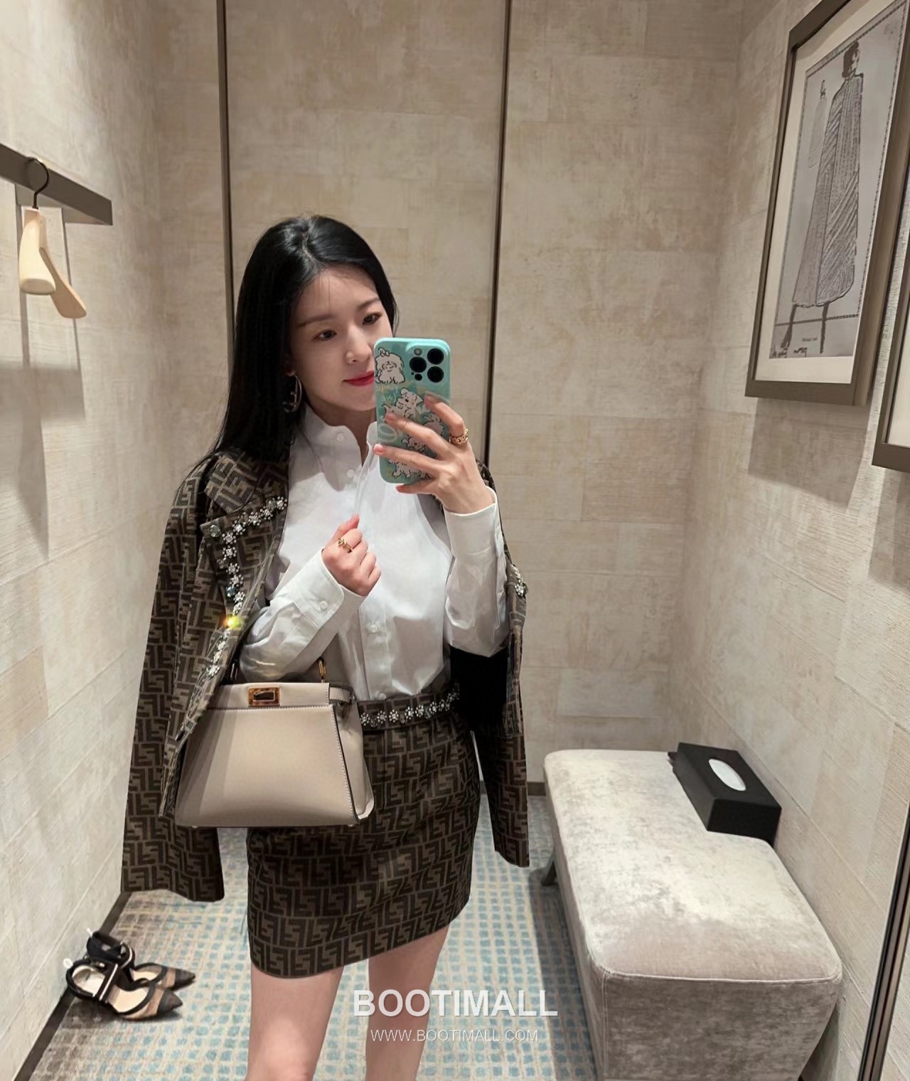 Fendi Peekaboo Classic Tortoiseshell Cowhide Dove Grey Top Handle Bag 펜디 피카부 클래식 토터스쉘 소가죽 도브 그레이 탑핸들백 23cm 18