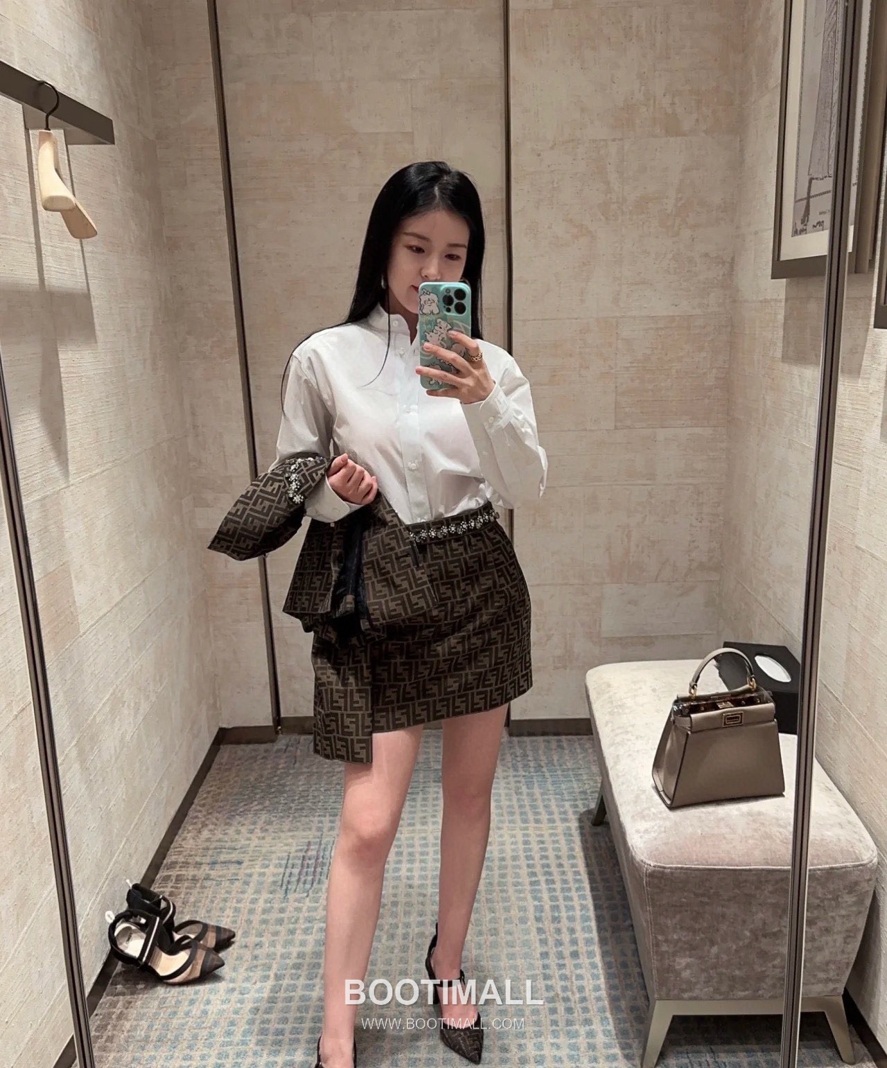 Fendi Peekaboo Classic Tortoiseshell Cowhide Dove Grey Top Handle Bag 펜디 피카부 클래식 토터스쉘 소가죽 도브 그레이 탑핸들백 23cm 21