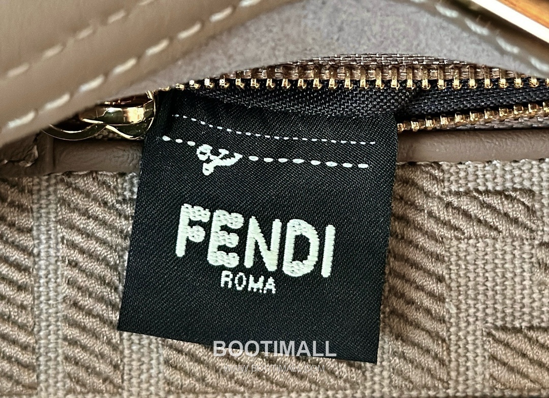 Fendi Peekaboo Classic FF Lining Calfskin Top Handle Bag 펜디 피카부 클래식 FF 안감 카프스킨 탑핸들백 23cm 9